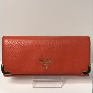 PRADA Leather Continental Wallet 😍🧡
